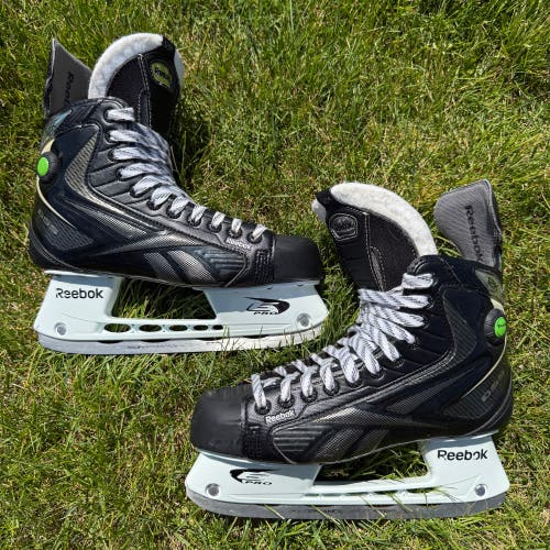 Reebok 12K Pump Hockey Skates Regular Width Senior Size 9 (Used)