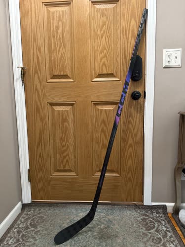Senior CCM Ribcor Trigger 10 Pro Right Handed Hockey Stick P28 70 Flex (Used)