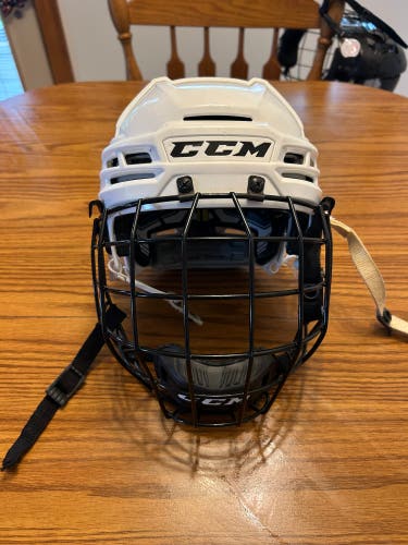 Small CCM Tacks 910 Helmet (Used)