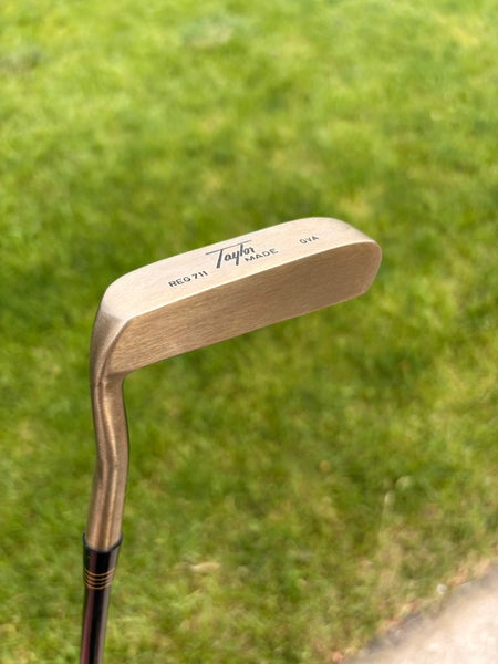 Unisex TaylorMade Blade Right Handed Putter Steel Shaft 35" (Used)