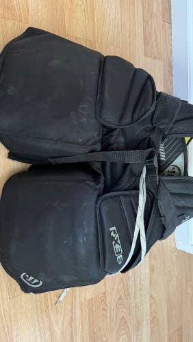 Intermediate XL Warrior Ritual X3 E+ Hockey Goalie Pants (Used)
