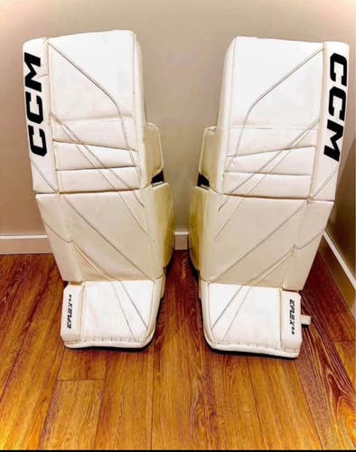 32" 2025 CCM EFlex 6.9 Goalie Leg Pads (New)