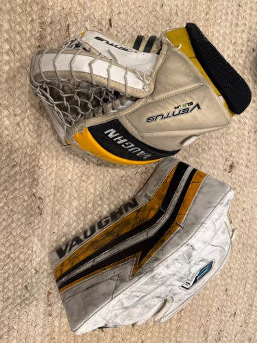 Vaughn Ventus SLR Regular (Used) + Velocity v9 blocker