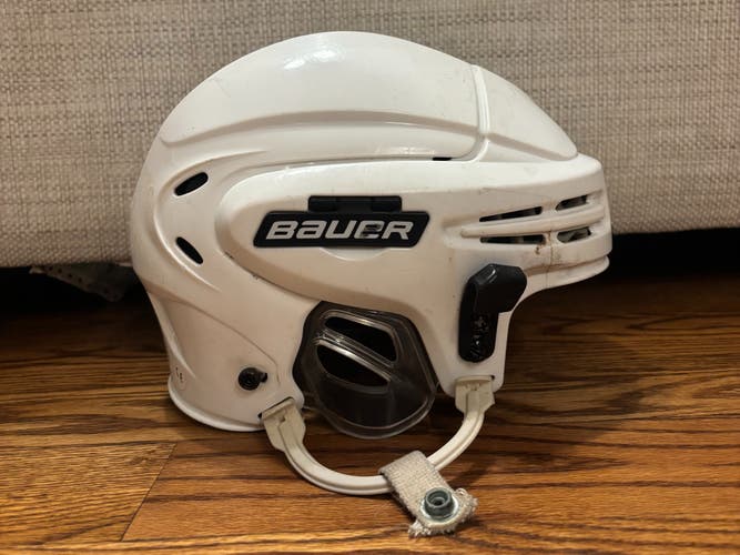 Medium Bauer Helmet (Used)