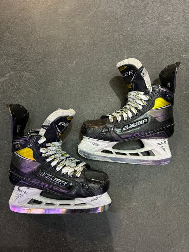 Senior Bauer Supreme 3S Pro Hockey Skates | Size 7, Fit 1