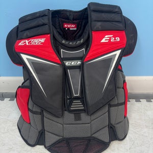 Intermediate Large CCM EFlex 2.9 Goalie Chest Protector (Used)