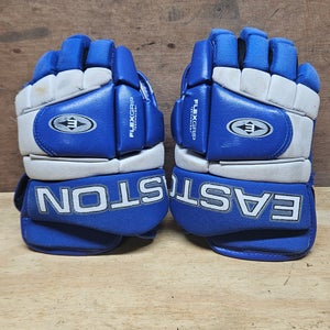 Easton Synergy Gloves 11" (Used)
