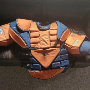 Large CCM Vector Goalie Chest Protector Pro Stock (Used)