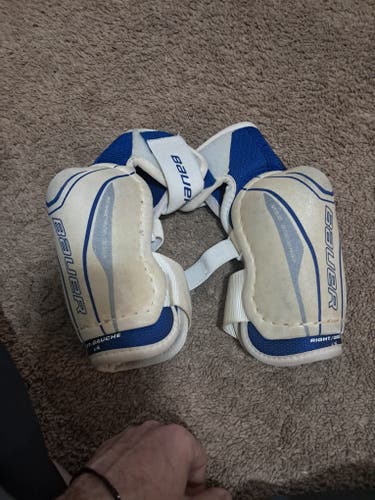 Large Junior Bauer freeze Elbow Pads (Used)