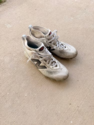 Gray Men's Size M 11.0 Adult New Balance Freeze Mid Top Turf Cleats (Used)