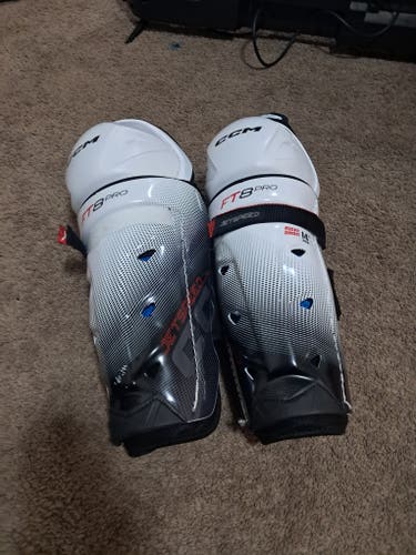 Senior CCM Jetspeed FT8 Pro 14" Shin Pads (Used)