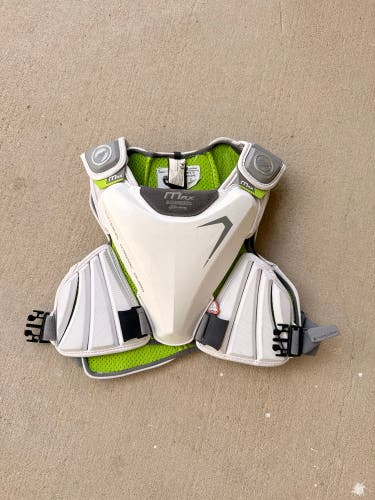 Medium Adult Maverik Max Shoulder Pads (Used)