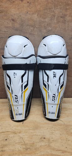 Intermediate Bauer Supreme 150 12" Shin Pads (Used)