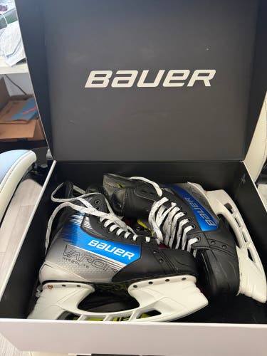 New Bauer Vapor Hyperlite 2 Hockey Skates EE Pro Stock 9 (Lauzon)