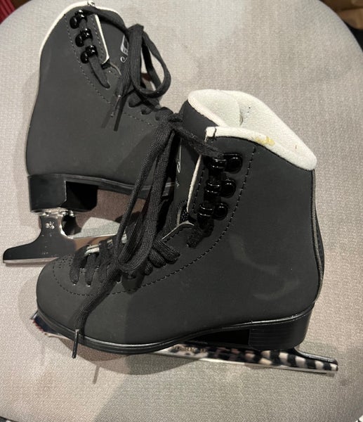 Jackson Ultima Mystique Figure Ice Skates Size (Boys’) Junior 13