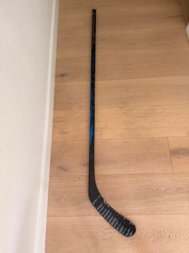 Junior Bauer Proto-R Left Hand Hockey Stick P92 40 Flex (Used)