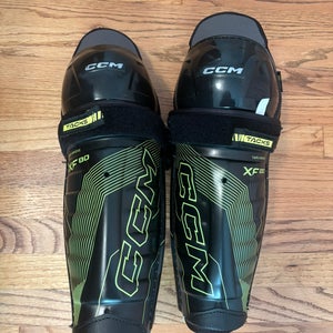 CCM Tacks XF 80 Hockey Shin Guards Knee Pads Size 12” Junior Excellent Condition