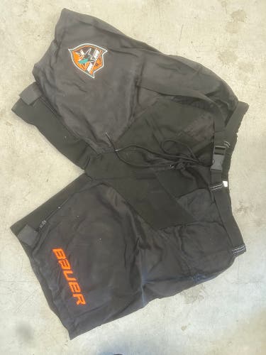 Black San Jose Sharks Pant Shell (Lightly Used) XL