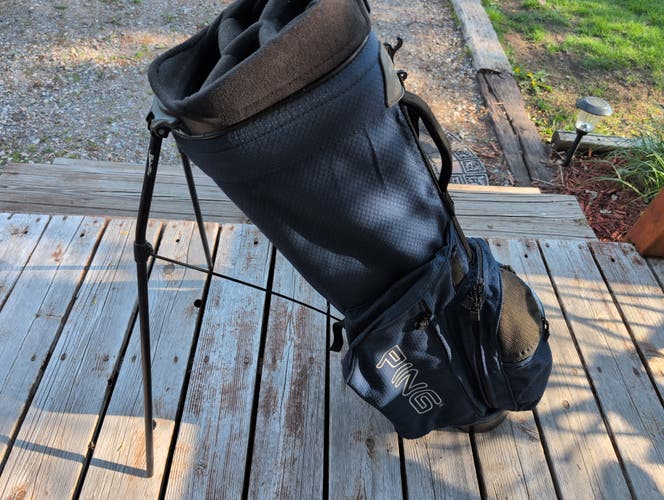 Men's Ping Bag (Used)