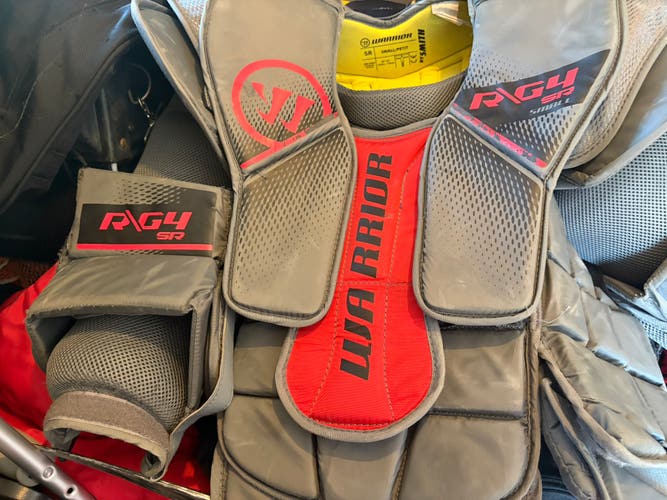 Small Warrior Ritual G4 Goalie Chest Protector (Used)