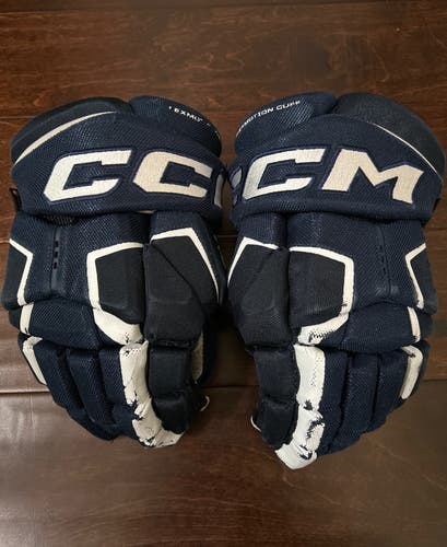 Used Junior CCM Tacks AS-V Gloves 12" Navy