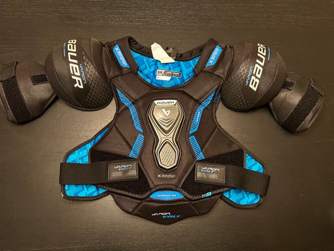 Men's Large Senior Bauer Vapor Volt Shoulder Pads (Used)