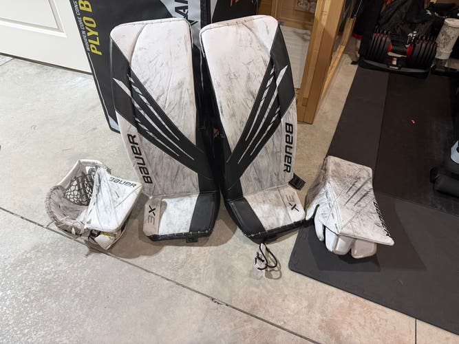 34" Bauer 3X Full Right Goalie Full Set (Used)