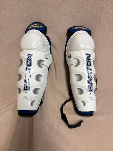 Junior Easton X-treme 11" Shin Pads (Used)