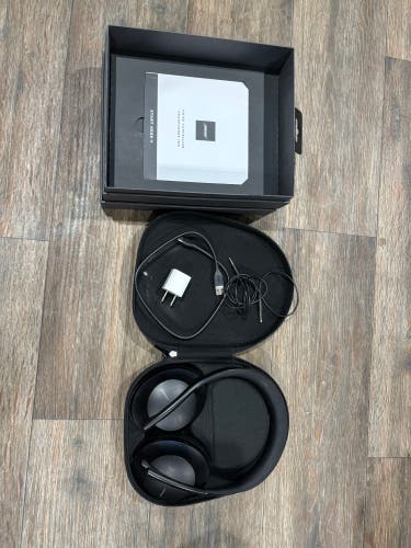 Bose 700 Noise Cancelling Headphones