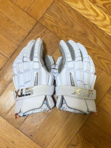 STX Surgeon RZR2 Lacrosse Gloves (Used)