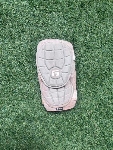 Gray Senior Elbow Protection (Used)