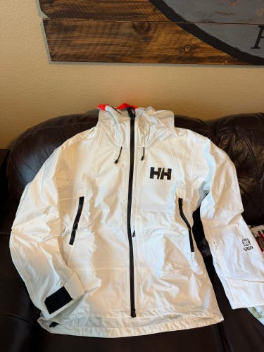 White Women's Large Helly Hansen Ski Jacket (New without tags)