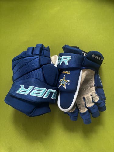 Game worn professional Bauer Vapor Pro Team Gloves 14" (Used)
