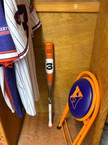 2026 Combat MFG Spec A1 Alloy BBCOR Certified Bat (-3) 30 oz 33" (Used)