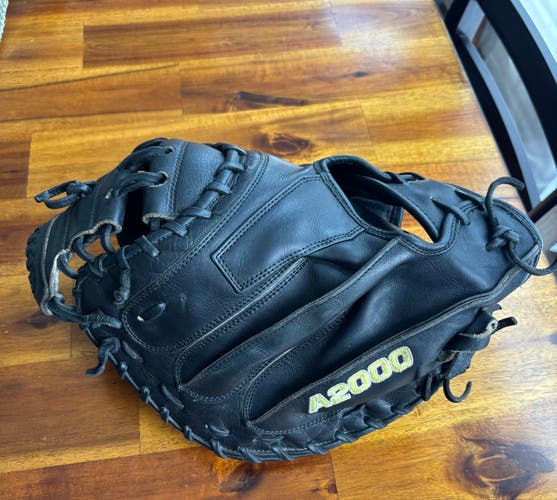 2024 Wilson Catcher's A2000 M23 Baseball Glove 33.5" (Used)