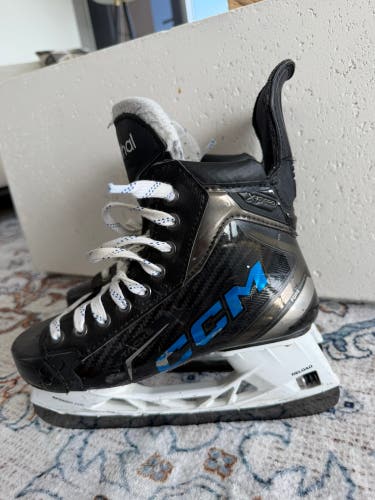 Black/Navy 2024 CCM Tacks XF Pro Hockey Skates Extra Wide Width Pro Stock 5.5 (Used)