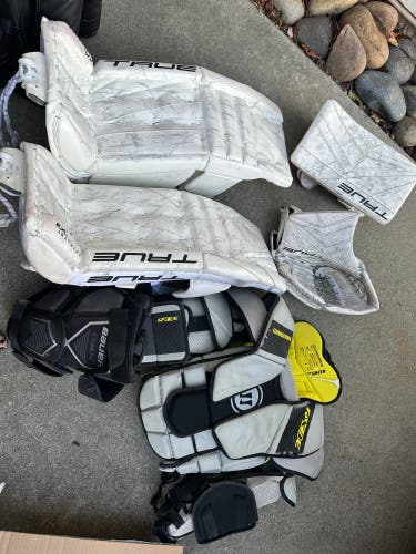 29" True Catalyst 7x Regular Goalie Full Set (Used)