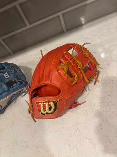 Wilson Staff RH Infield Baseball Glove 11.5" (Used)