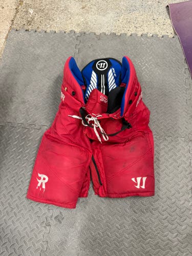 Senior Medium Warrior Covert QRE Pro Hockey Pants (Used)