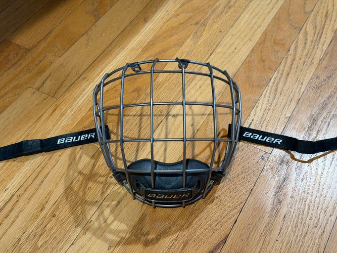 XS Bauer Re-Akt Cage (Used)
