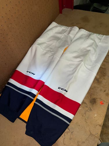 Team USA authentic hockey socks Pro Stock (size XL)