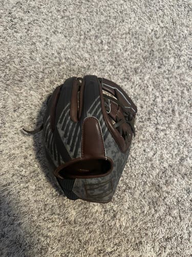 2024 Rawlings REV1X RH Infield Baseball Glove 11.5" (Used)