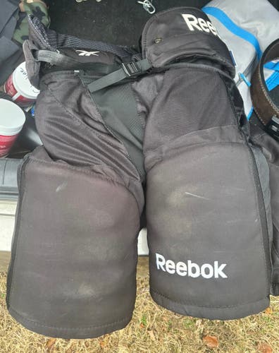 Men's Senior XL Reebok 18K Hockey Pants (Used)