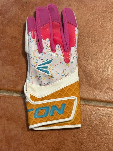 Single Large Easton Walk off Batting Gloves (New) cone