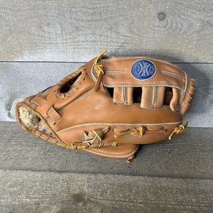 VTG Spalding 42-549 Performance Series Youth Baseball Glove RHT 12" Franchise