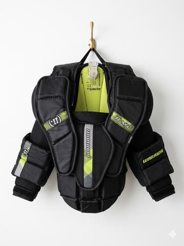 Large/Extra Large Warrior Ritual X4 E Goalie Chest Protector (Used)