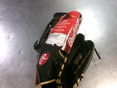 Used Rawlings R9 SERIES BB/SB Glove RH Throw Black 11 3/4" 11868-S000069622