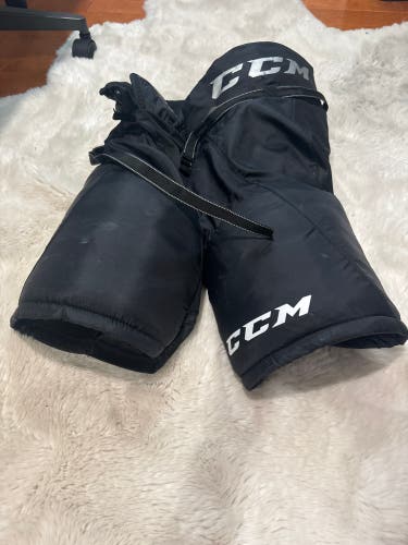 Men's Senior Small CCM Tacks 9550 Hockey Pants (Used)