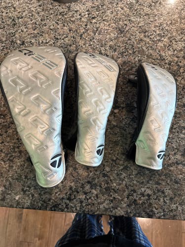 TaylorMade Q35 head cover set