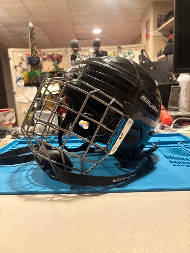 Medium Bauer IMS 5.0 Helmet (Used)